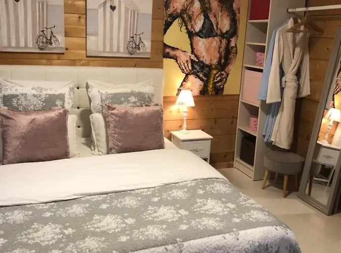 Le Clos Des Ecureuils 3* Эпиналь